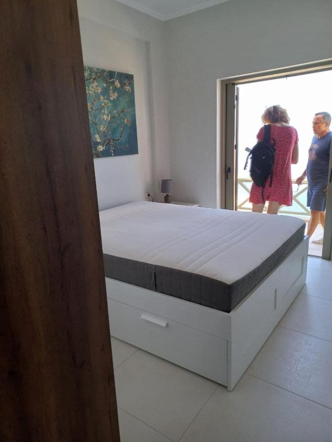 Climbers' Nest 'With Sea And Rock Views And Private Pool' Apartment Kamari  Exterior photo